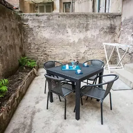 아파트 Studio, Metro+train To Fco